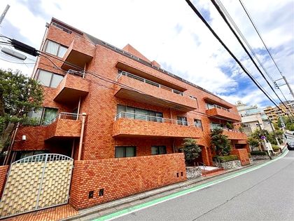 ハイ・トリオ赤坂八丁目 外観