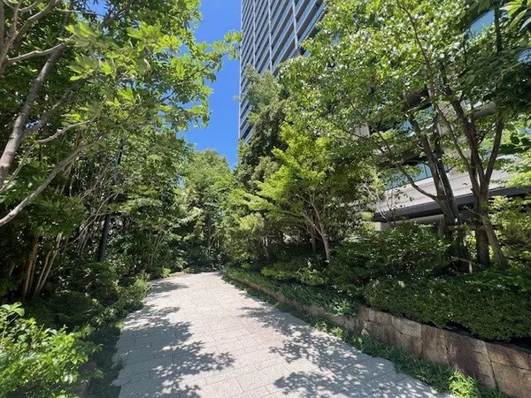 エントランスアプローチ