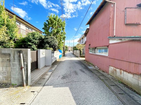 葛城3丁目土地(古家有) 前面道路含む外観 前面道路含む外観