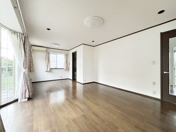 あすみが丘7丁目 戸建 リビング あすみが丘7丁目 戸建 リビング