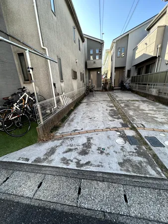 駐車場2台分（車種による）