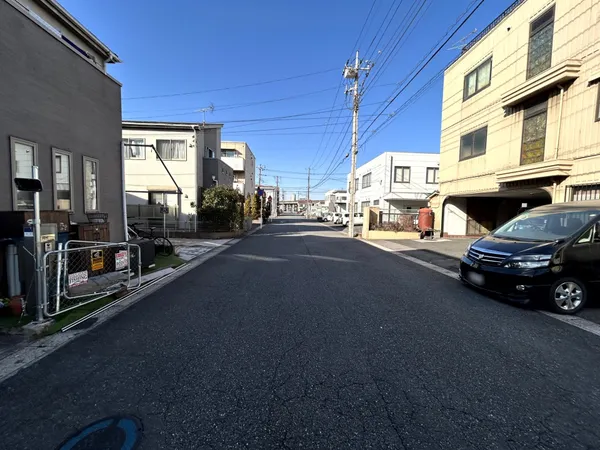 前面道路（北東側幅員約7.9ｍ公道）