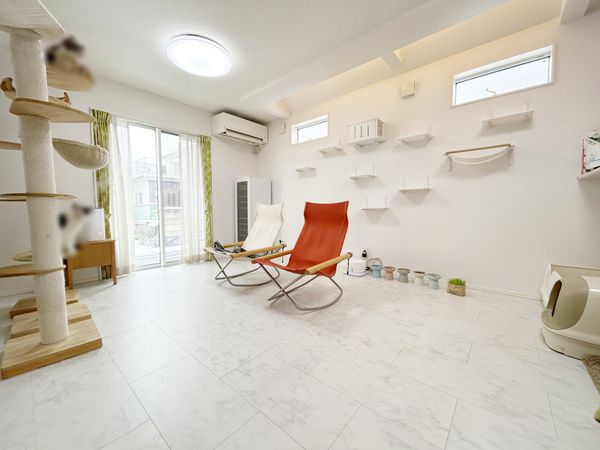 祐光4丁目戸建 リビング