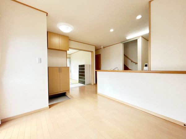 誉田町2丁目 戸建 リビング 誉田町2丁目 戸建 リビング