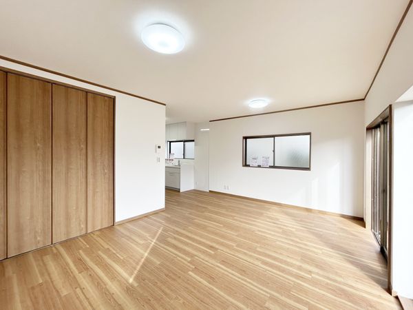 大宮台4丁目戸建 リビング