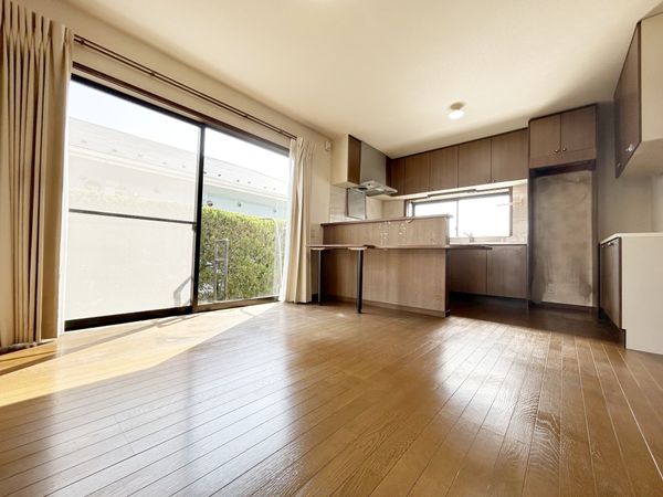 おゆみ野1丁目 戸建 リビング おゆみ野1丁目 戸建 リビング