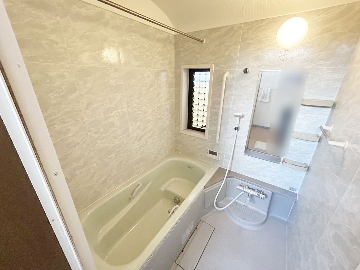 白旗3丁目 戸建 バス バス