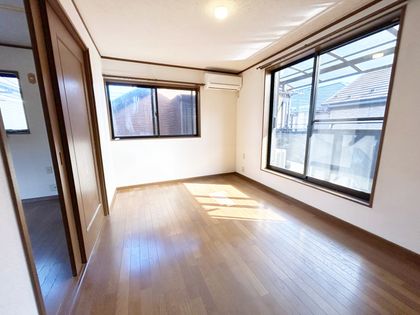 白旗3丁目 戸建 洋室 洋室