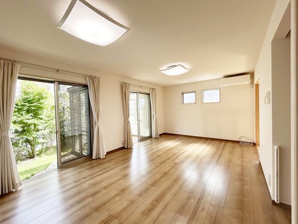 ちはら台東3丁目 戸建 リビング ちはら台東3丁目 戸建 リビング