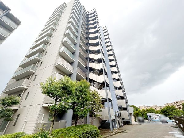 エステ・スクエア青葉の森 三番館 外観 エステ・スクエア青葉の森 三番館 外観