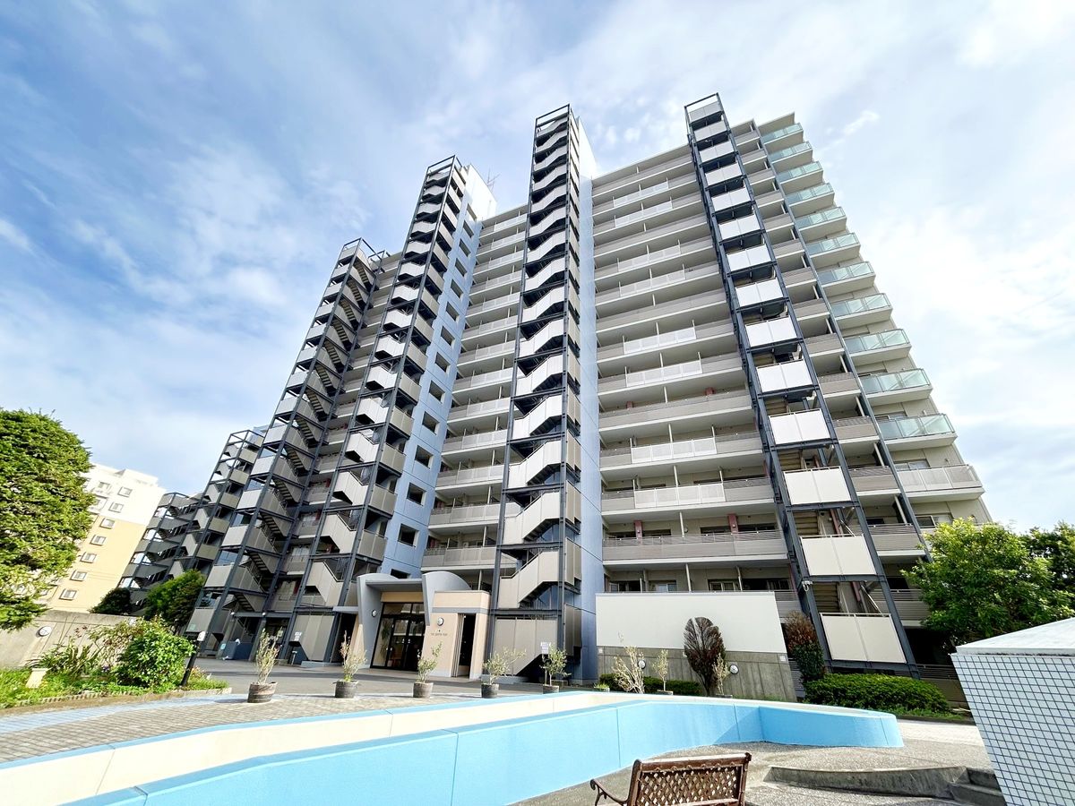 エステ・スクエア青葉の森 三番館 外観 外観