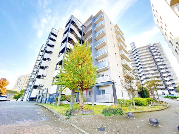 エステ・スクエア青葉の森 二番館 外観