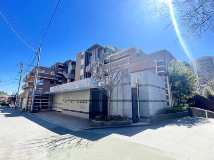 The NOBUTO HILLS FOREST COURT 外観