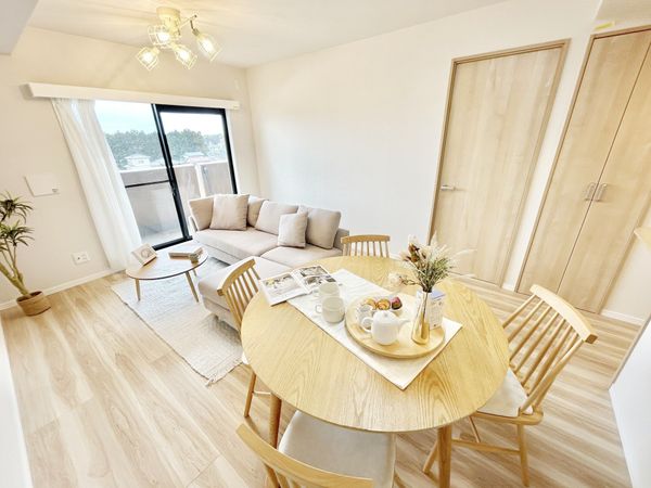 ダイアパレス桜木Ⅲ リビング ダイアパレス桜木Ⅲ リビング