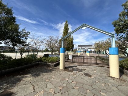 市原市立水の江小学校（約230ｍ）