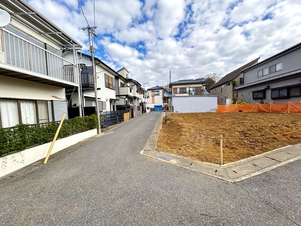 小中台町土地 前面道路含む外観 小中台町土地 前面道路含む外観