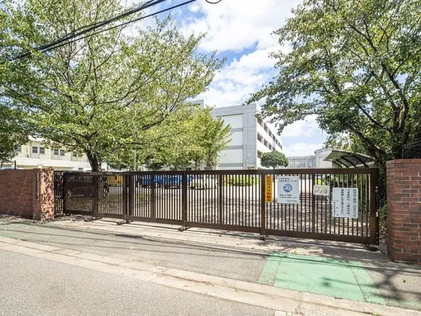 千葉市立轟町中学校