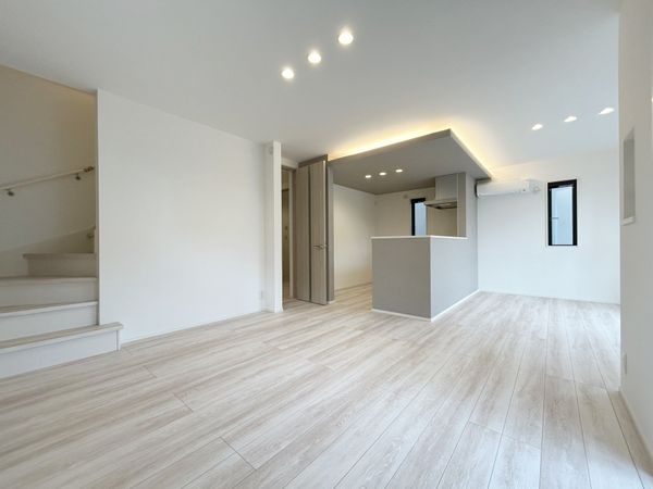 轟町1丁目戸建 A棟 リビング 轟町1丁目戸建 A棟 リビング