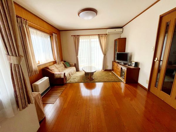 萩台町戸建 リビング 萩台町戸建 リビング