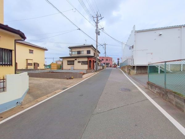 天戸町 新築戸建 前面道路含む外観 天戸町 新築戸建 前面道路含む外観