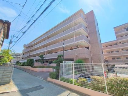 ロイヤルシャトー幕張 B棟 外観