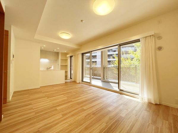 ガーデンプラザ新検見川 16番館 リビング ガーデンプラザ新検見川 16番館 リビング