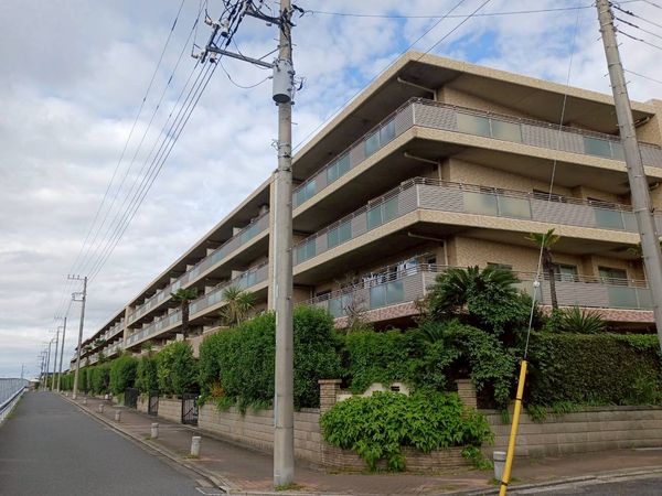 レジデンシャルコート稲毛 C棟 外観