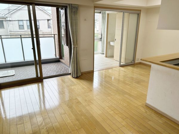 稲毛台ハウス 弐番館 リビング 稲毛台ハウス 弐番館 リビング