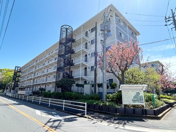 稲毛ファミールハイツ 2棟 外観 稲毛ファミールハイツ 2棟 外観