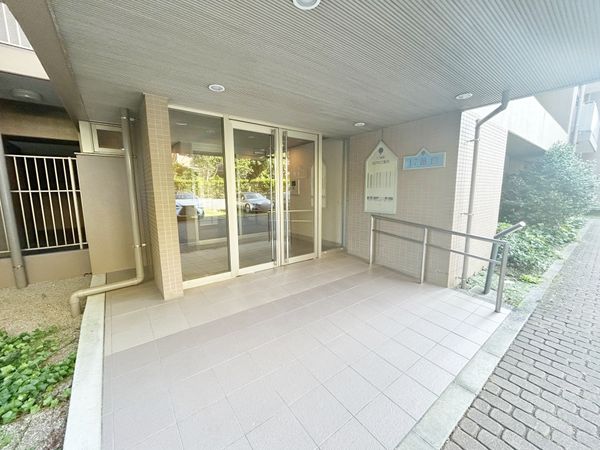 ガーデンプラザ新検見川 17番館 エントランス エントランス