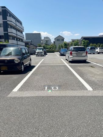 稲毛東映マンション B棟 駐車場 稲毛東映マンション B棟 駐車場