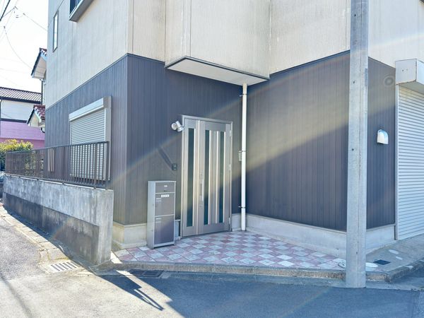 三角町 事務所 エントランス 三角町 事務所 エントランス
