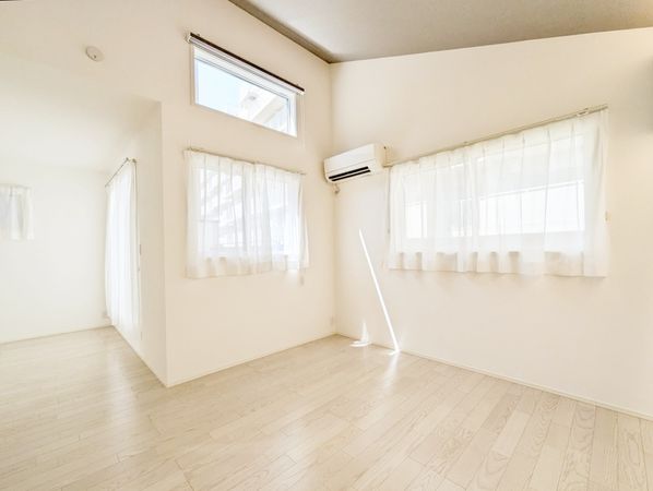 津田沼6丁目 中古戸建 リビング