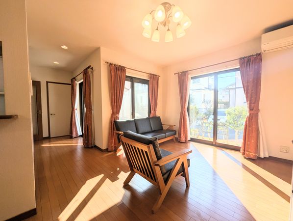 藤崎5丁目 戸建 リビング