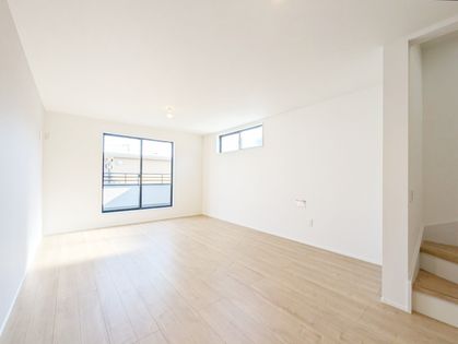 前原西1丁目 新築戸建4号棟 リビング