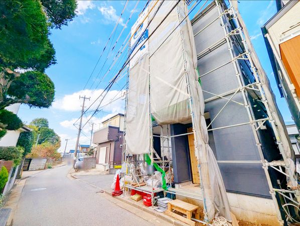 田喜野井6丁目 新築戸建 前面道路含む外観 前面道路含む外観