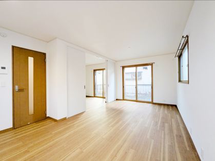 三山9丁目 中古戸建 リビング