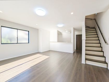 鷺沼3丁目 新築戸建2号棟 リビング