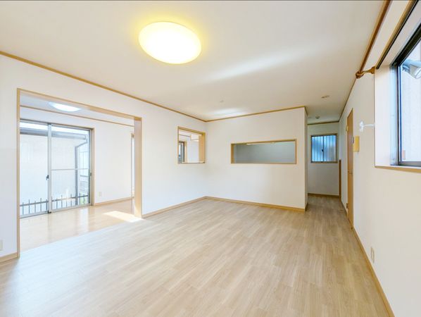 三山2丁目 中古戸建 リビング 三山2丁目 中古戸建 リビング