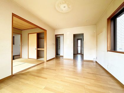 幕張本郷2丁目 戸建 リビング