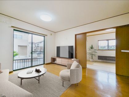 三山1丁目 中古戸建 リビング