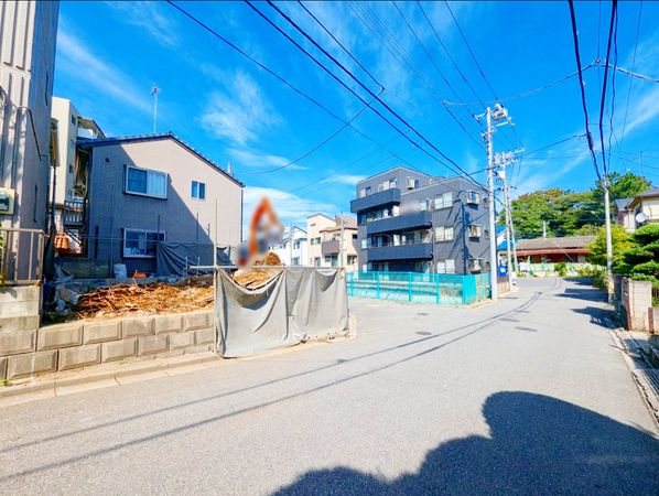 前原西4丁目 新築戸建 前面道路含む外観 前原西4丁目 新築戸建 前面道路含む外観