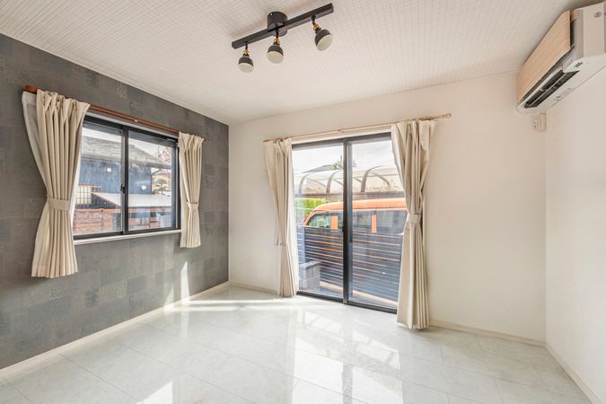 花咲1丁目 戸建 リビング