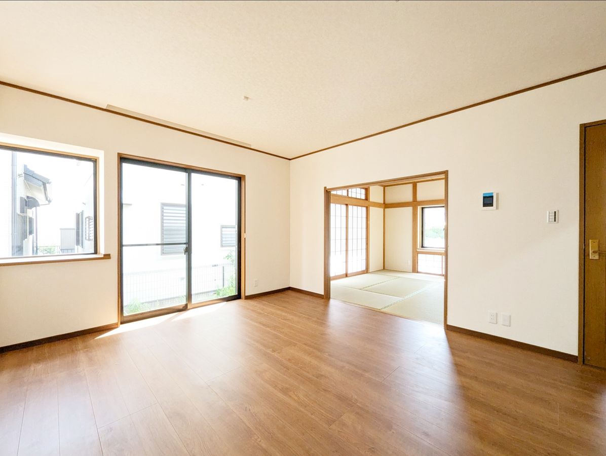 三山5丁目 中古戸建 リビング リビング