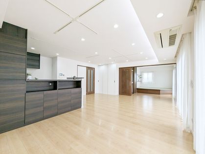 ゼファー船橋薬園台 リビング