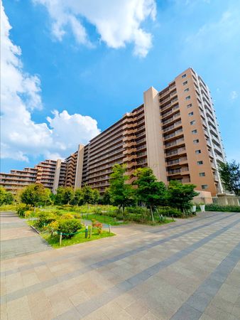 ユトリシア 四番街 外観 ユトリシア 四番街 外観