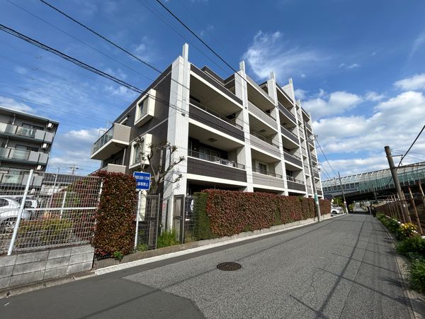 D’レスティア幕張本郷 外観