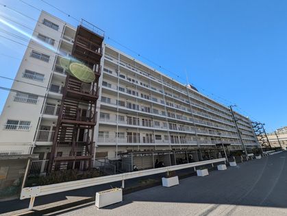 ソフトタウン谷津遊園 2号棟 外観