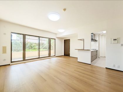 コスモ津田沼グレイスシティ D棟 リビング