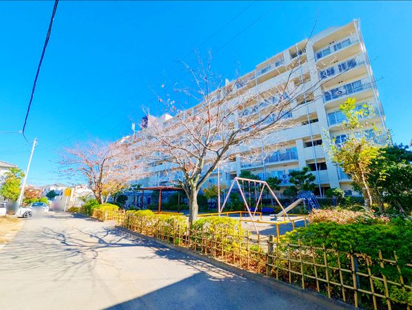 ライオンズマンション津田沼 外観